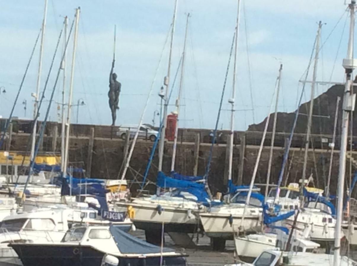 Olde Lantern Holiday Lets Ilfracombe Exterior photo