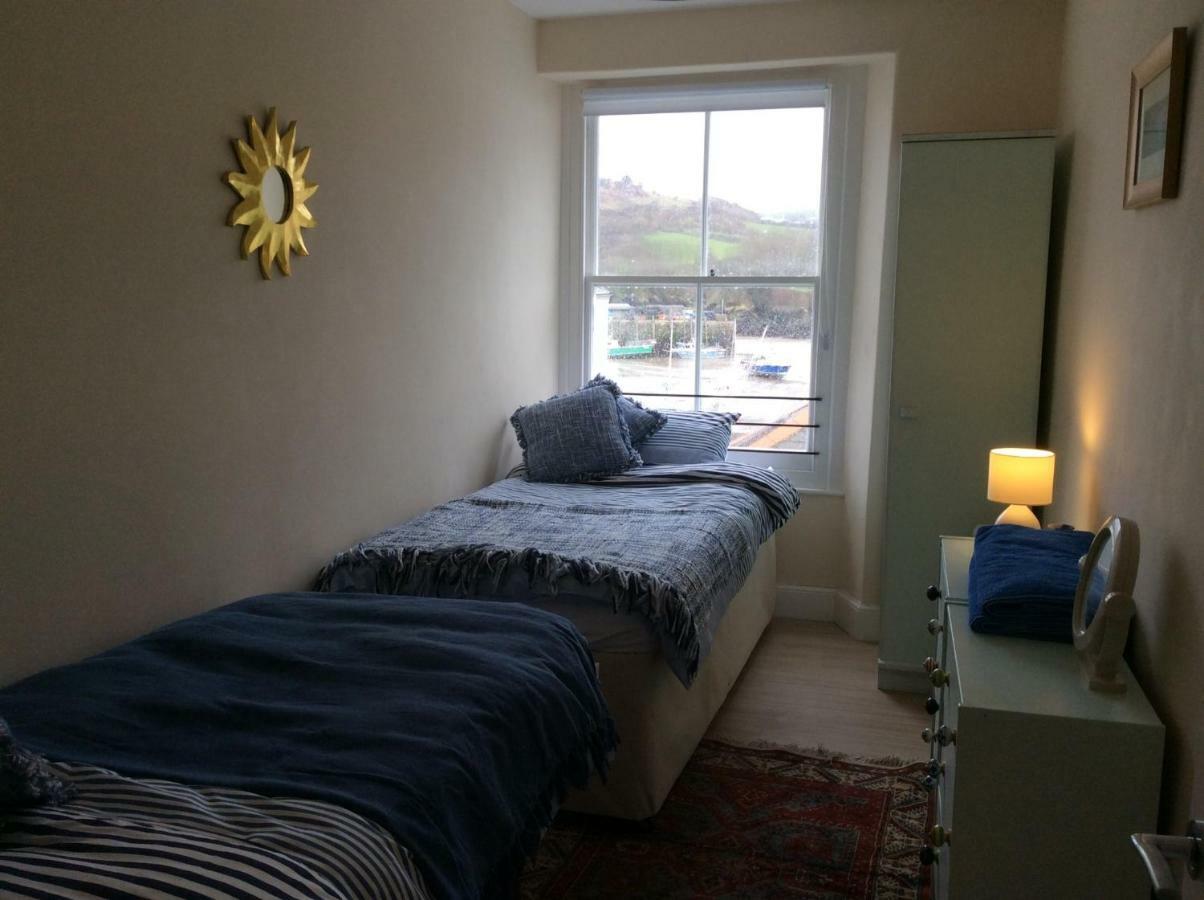 Olde Lantern Holiday Lets Ilfracombe Exterior photo